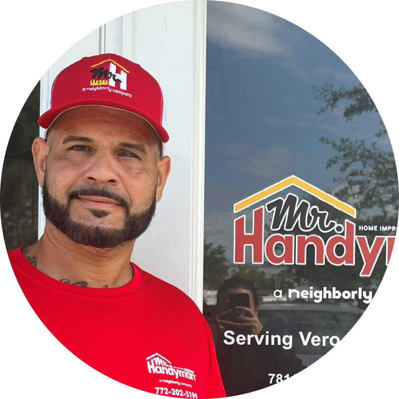 Mr.-Handyman-serving-Vero-Beach-and-Jupiter-Steven-Rodriguez-4203