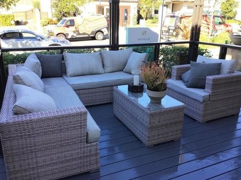 Outdoor furniture set