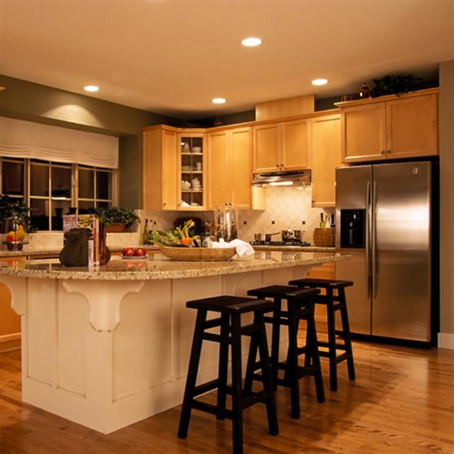 New kitchen countertops in home.